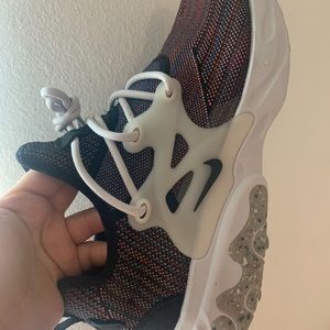 NEW Nike React Presto Flyknit